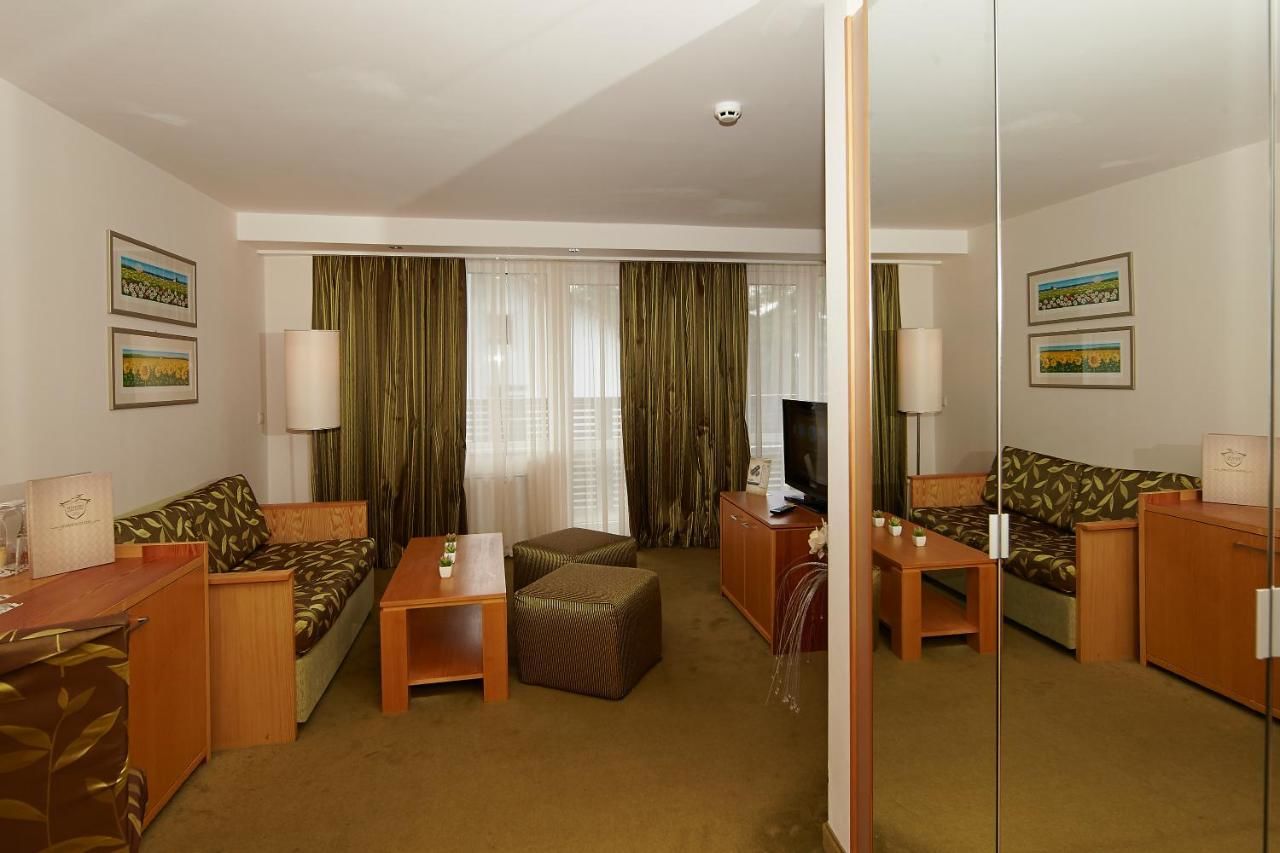 Отель Hotel Festa Chamkoria Боровец